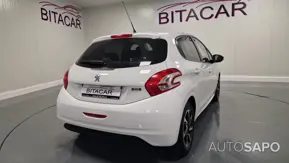 Peugeot 208 de 2015