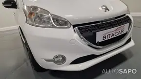 Peugeot 208 de 2015