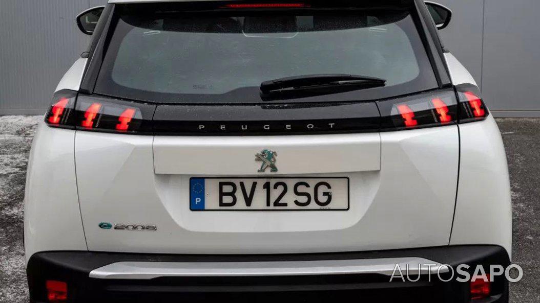 Peugeot e-2008 Active de 2021