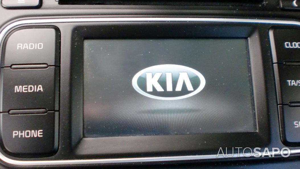 Kia Carens 1.7 CRDi ISG TX de 2016