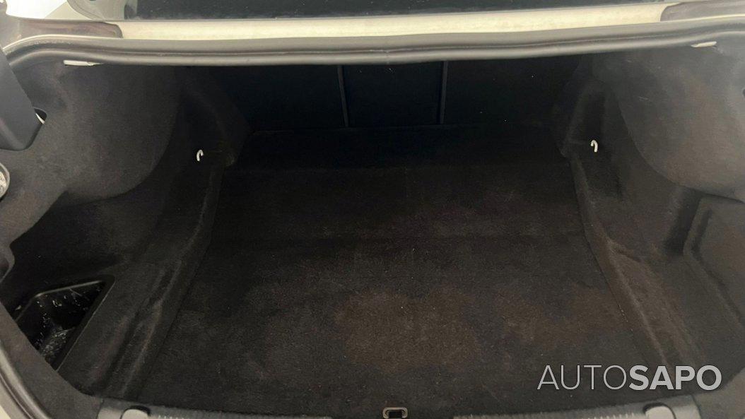 Jaguar XE 2.0 D Prestige Aut. de 2015