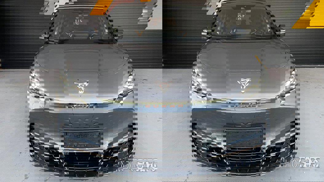 Cupra Tavascan de 2025