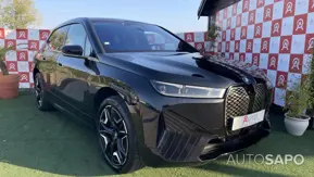 BMW iX xDrive 50 Pack Desportivo de 2021