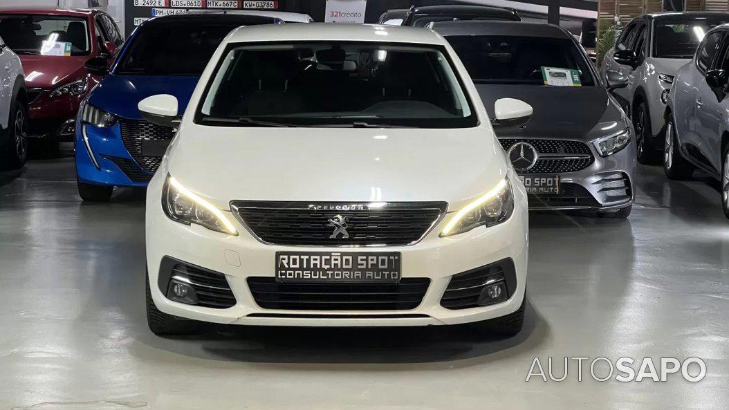Peugeot 308 1.2 PureTech Style de 2019