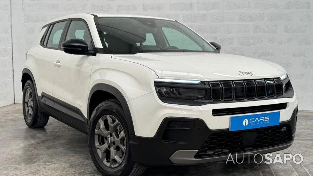 Jeep Avenger 54 kWh Summit de 2024