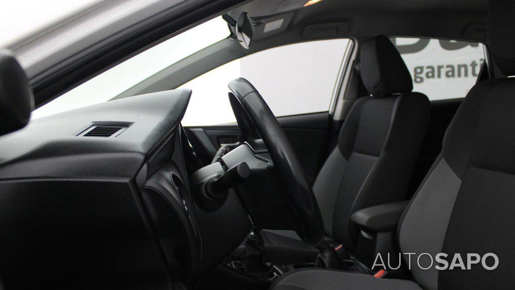 Toyota Auris 1.4 D-4D +AC de 2018