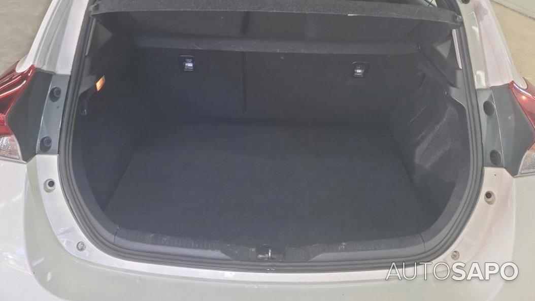 Toyota Auris 1.4 D-4D +AC de 2018
