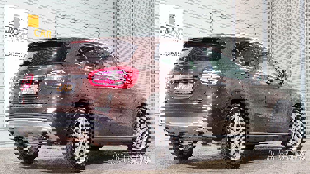 Mercedes-Benz Classe GLA de 2015