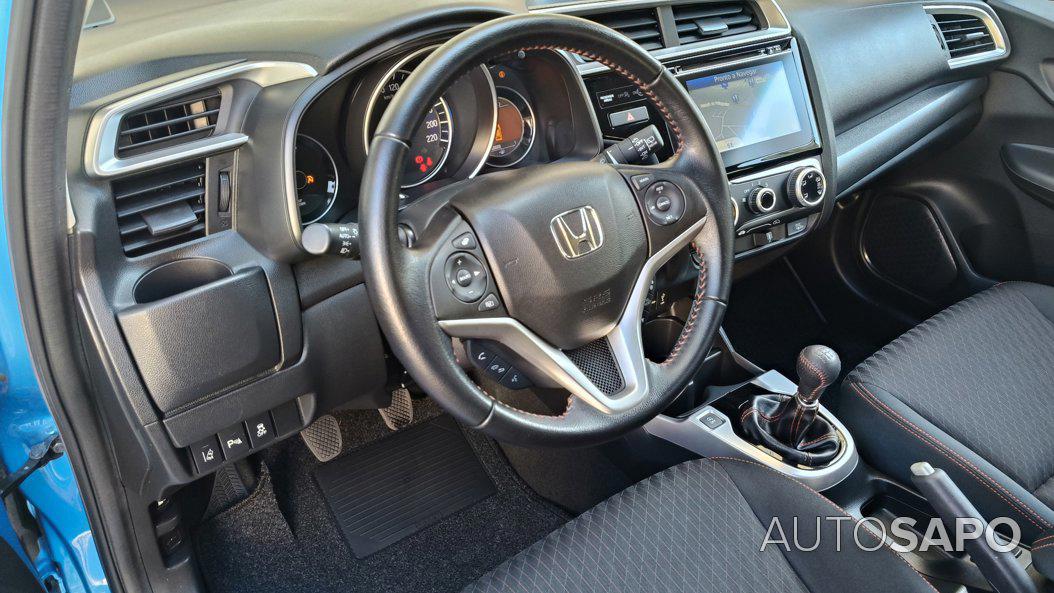 Honda Jazz 1.5 i-VTEC Dynamic+Connect Navi de 2017
