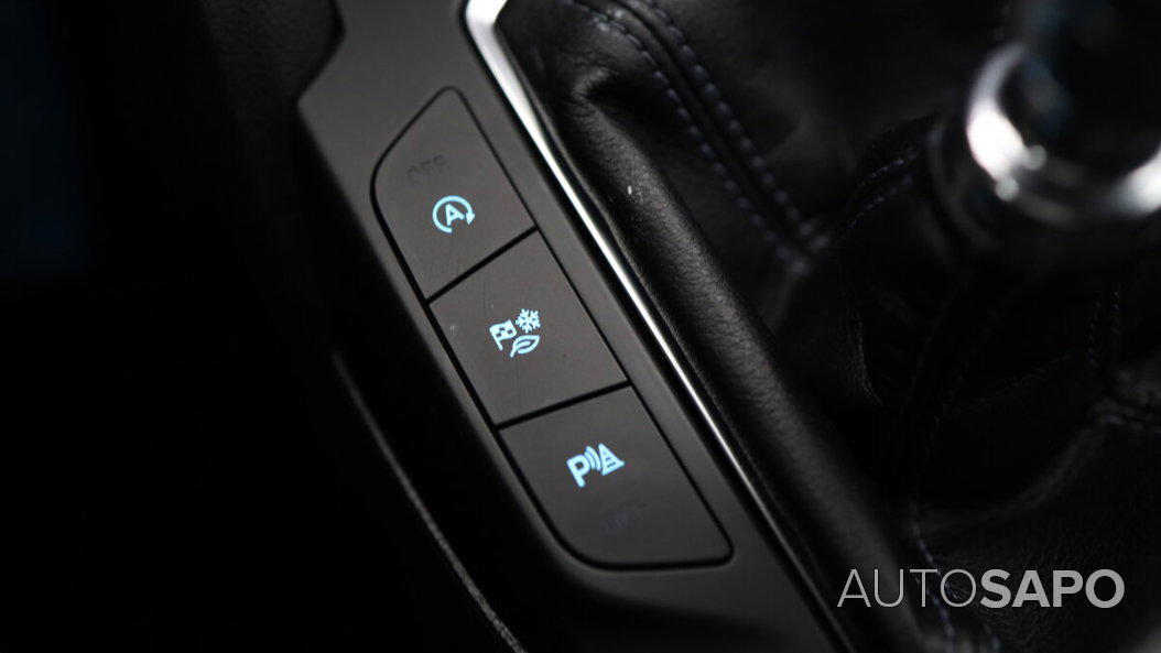 Ford Focus 1.0 EcoBoost MHEV Active de 2022