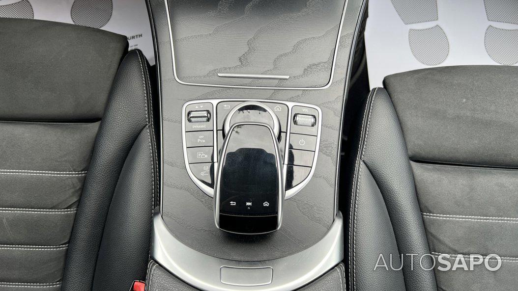 Mercedes-Benz Classe C 300 de AMG Line de 2020