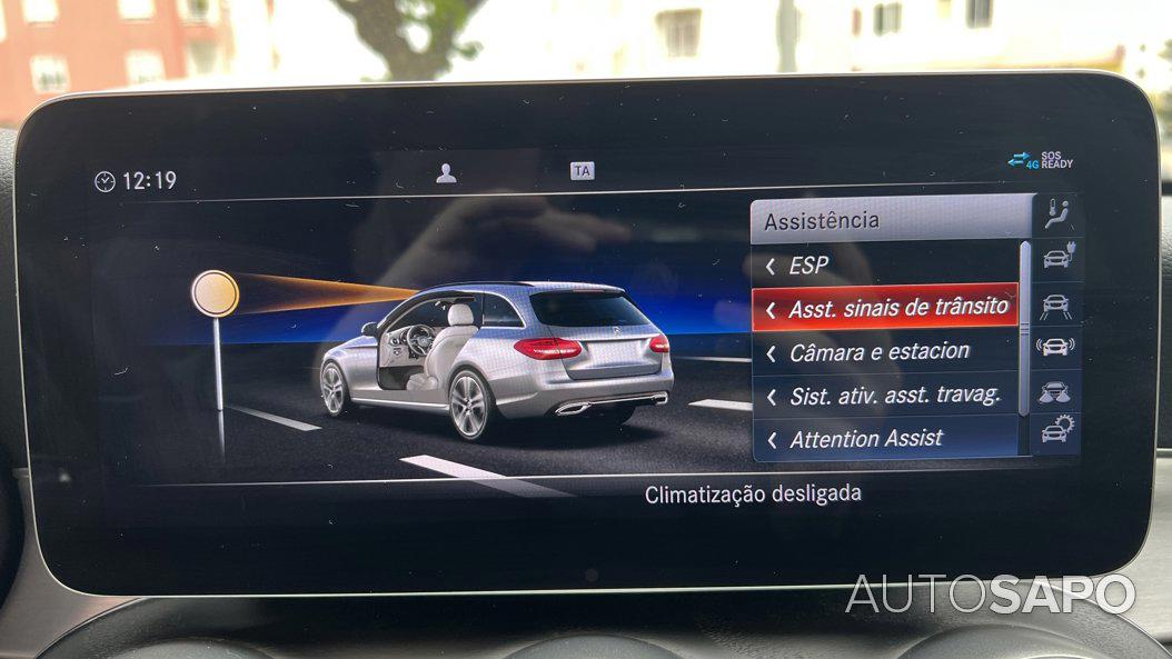 Mercedes-Benz Classe C 300 de AMG Line de 2020