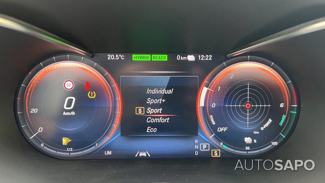 Mercedes-Benz Classe C 300 de AMG Line de 2020