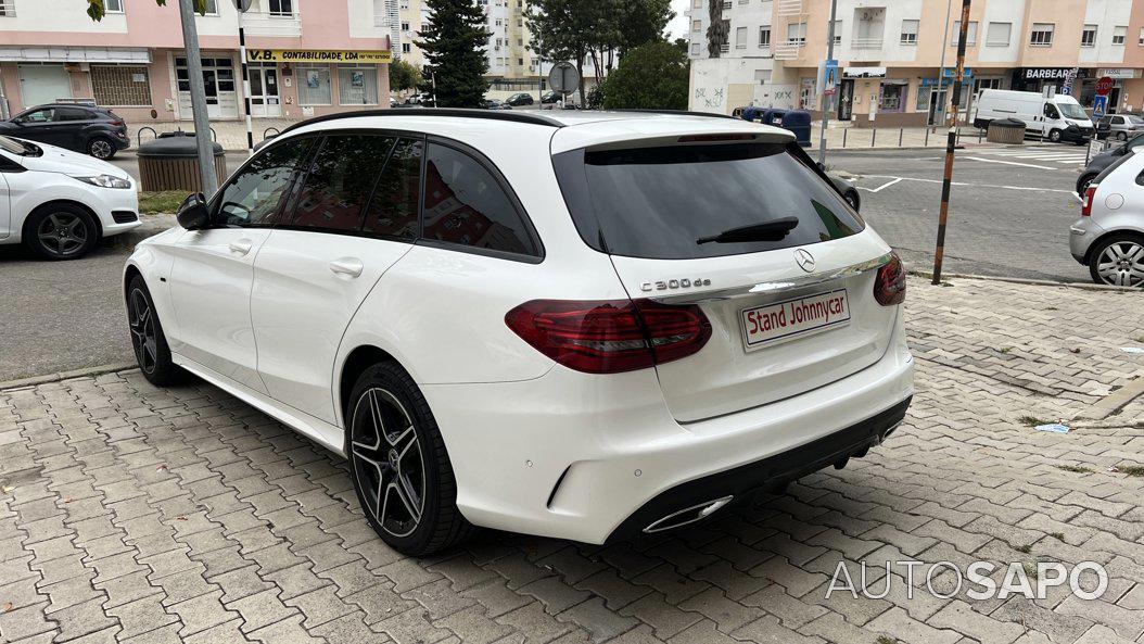 Mercedes-Benz Classe C 300 de AMG Line de 2020