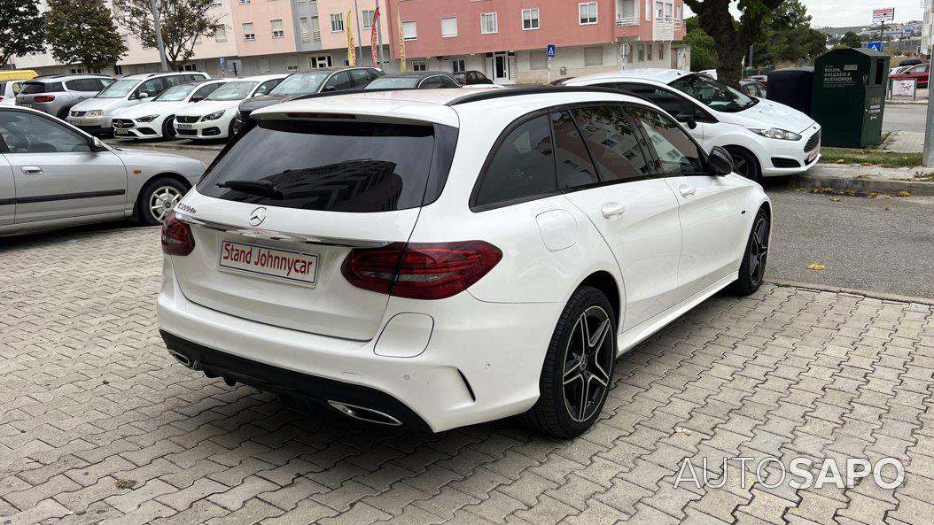 Mercedes-Benz Classe C 300 de AMG Line de 2020