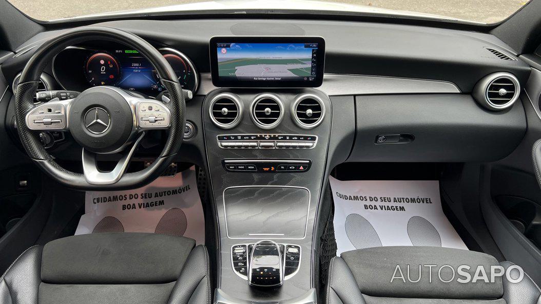Mercedes-Benz Classe C 300 de AMG Line de 2020