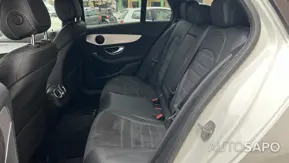 Mercedes-Benz Classe C 300 de AMG Line de 2020