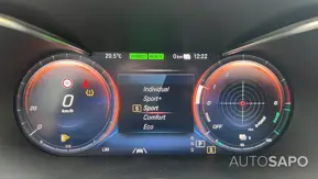 Mercedes-Benz Classe C 300 de AMG Line de 2020