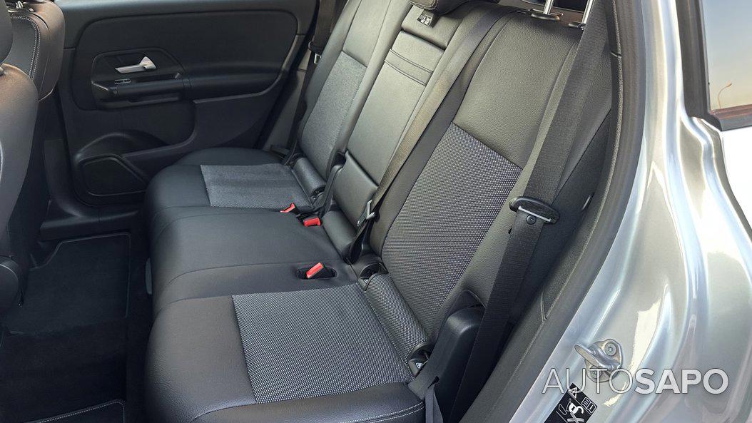 Mercedes-Benz Classe GLB 180 d Style de 2021