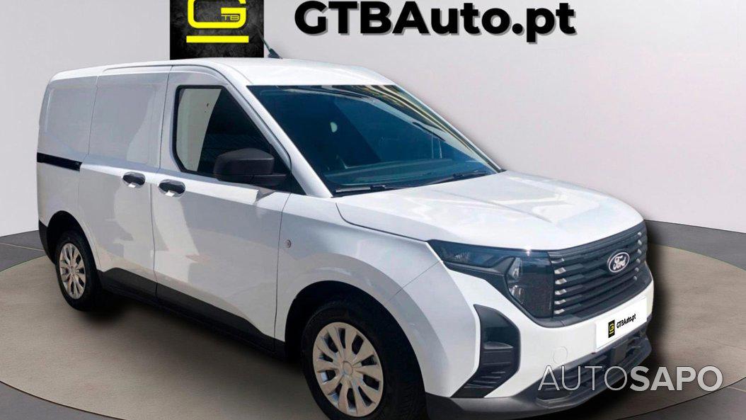 Ford Transit Courier de 2025