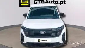 Ford Transit Courier de 2025