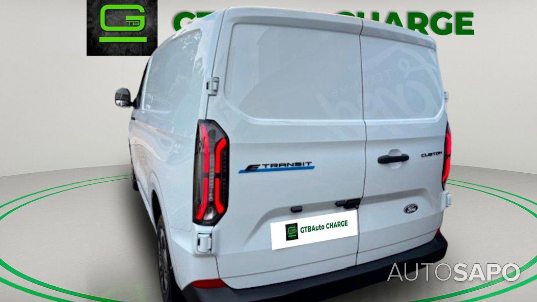 Ford Transit Custom de 2024