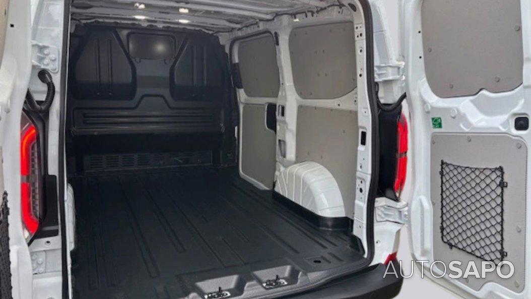 Ford Transit Custom de 2024