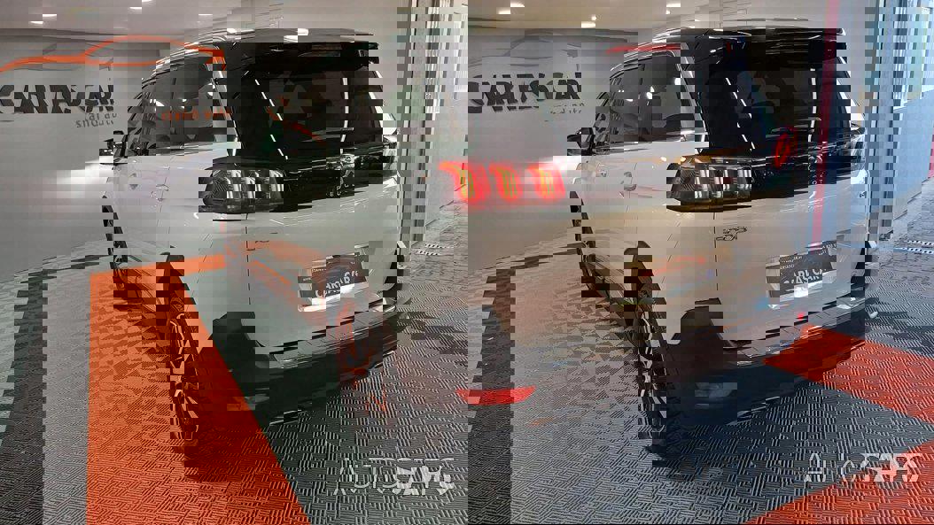 Peugeot 5008 de 2023