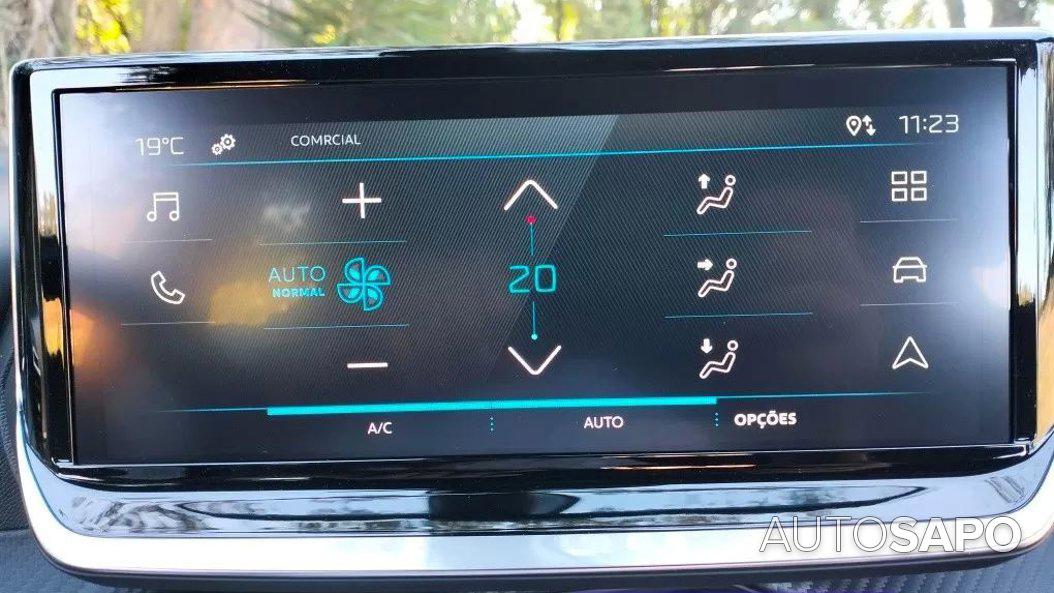 Peugeot 2008 1.2 PureTech Style de 2024