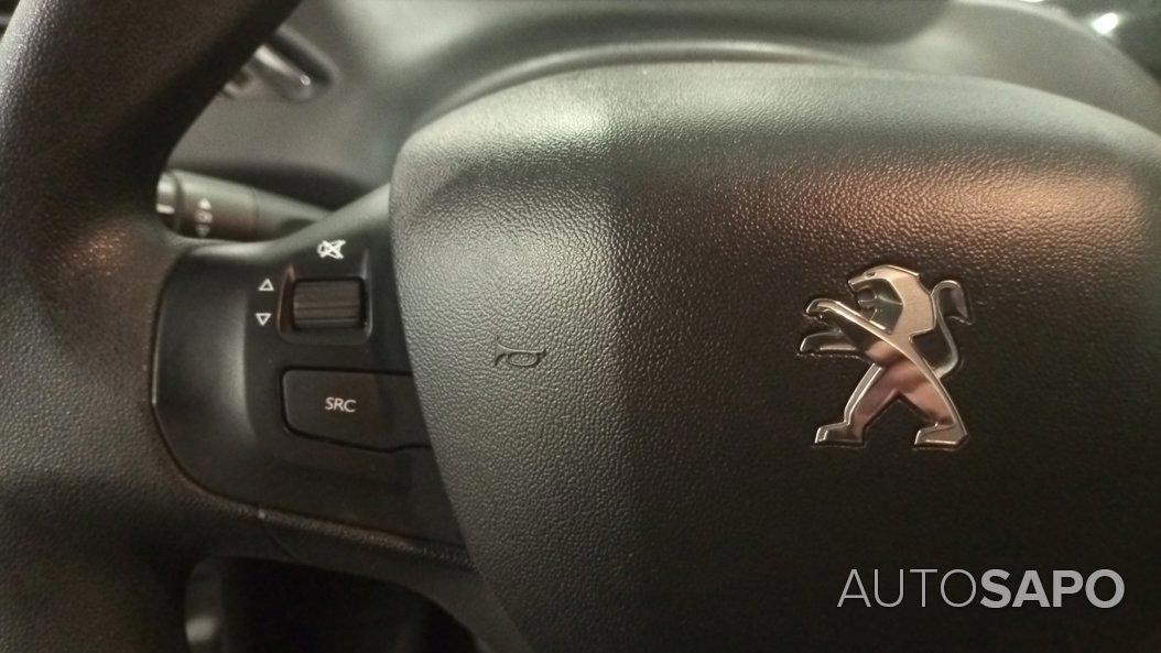 Peugeot 208 1.5 BlueHDi Active Business de 2019