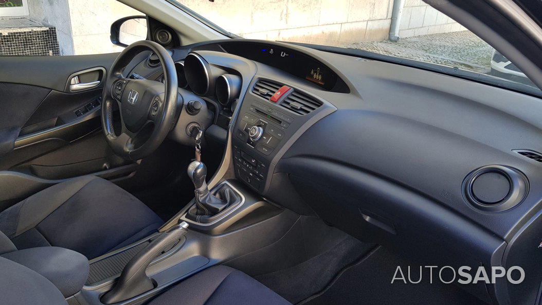 Honda Civic 1.4 i-VTEC Elegance de 2012