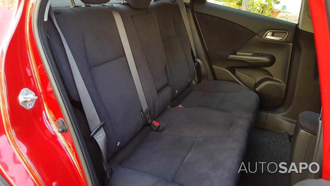 Honda Civic 1.4 i-VTEC Elegance de 2012