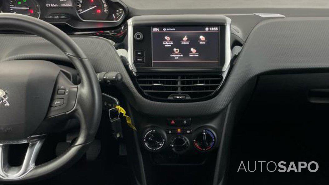 Peugeot 2008 1.2 PureTech Access de 2017