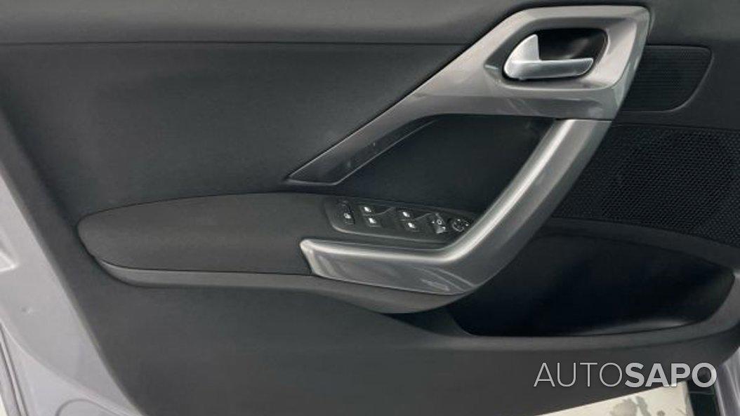 Peugeot 2008 1.2 PureTech Access de 2017