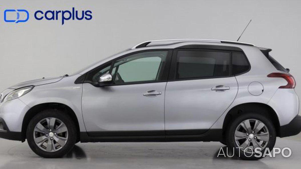 Peugeot 2008 1.2 PureTech Access de 2017