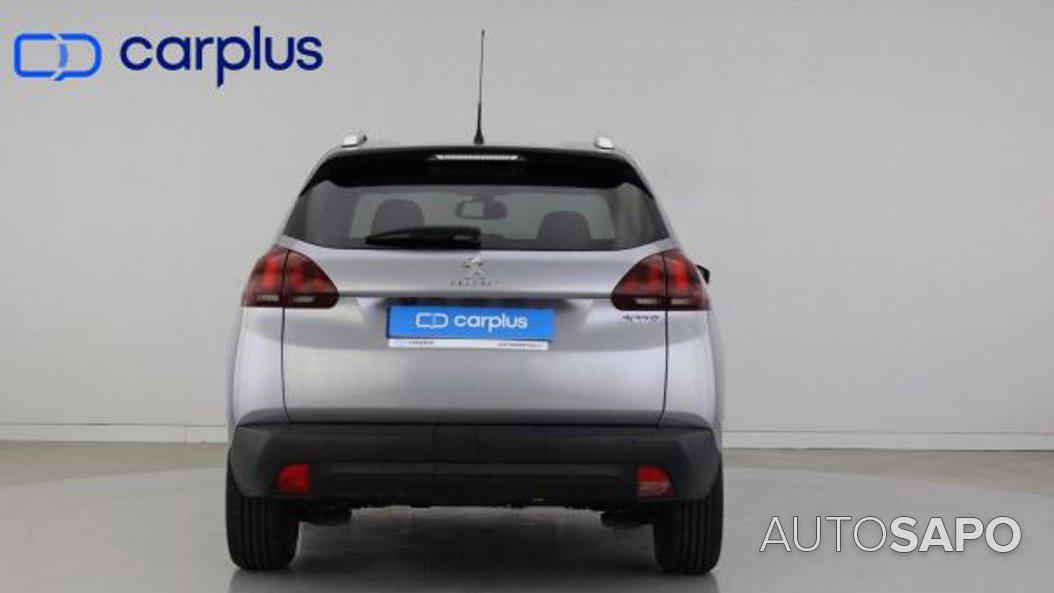 Peugeot 2008 1.2 PureTech Access de 2017