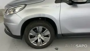 Peugeot 2008 1.2 PureTech Access de 2017