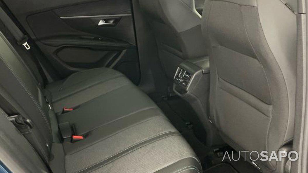 Peugeot 3008 1.2 PureTech Allure de 2023