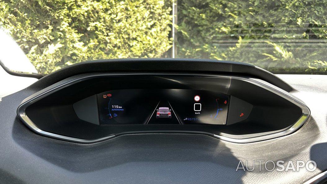 Peugeot 308 1.2 PureTech Style de 2021