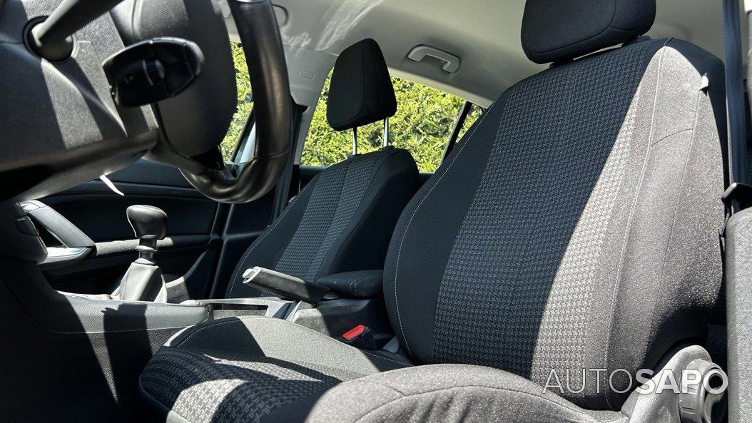 Peugeot 308 1.2 PureTech Style de 2021