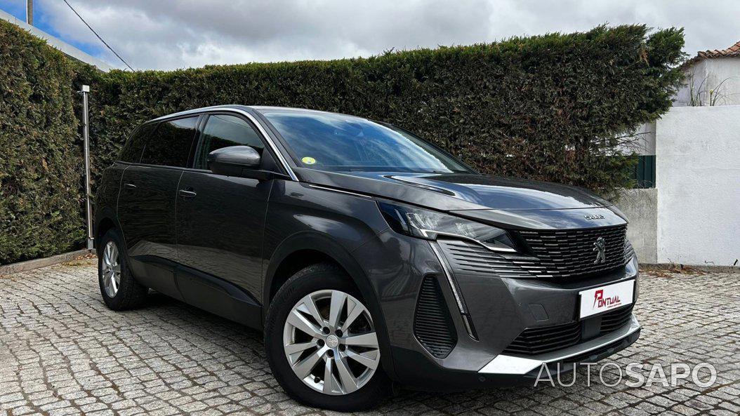 Peugeot 5008 de 2021