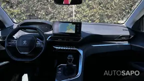 Peugeot 5008 de 2021