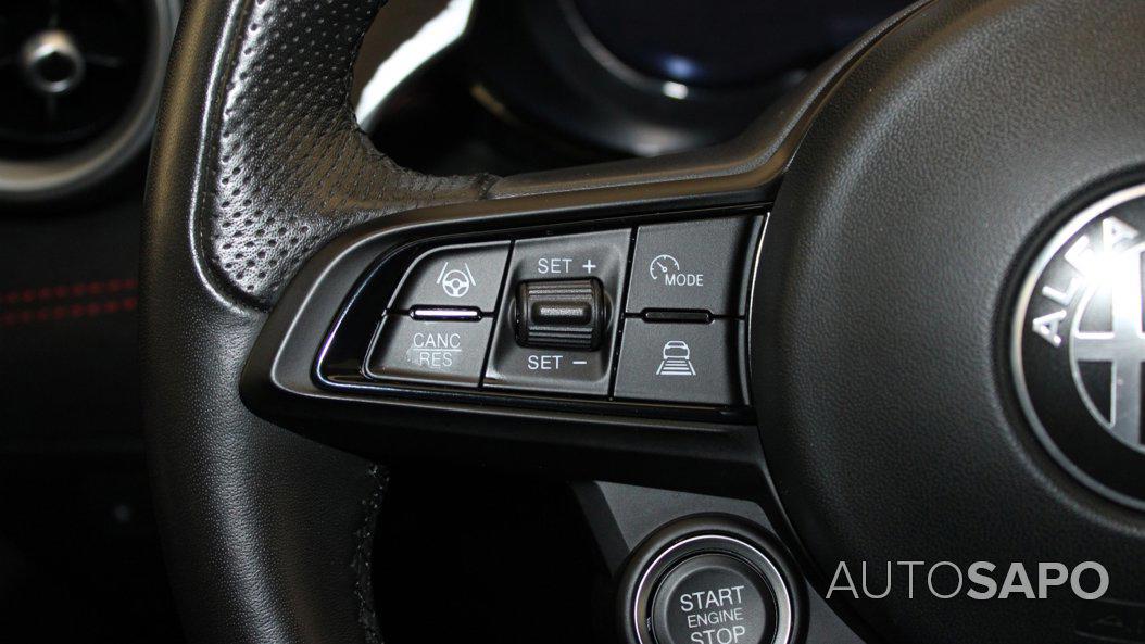 Alfa Romeo Tonale Plug-In Hybrid Q4 de 2023