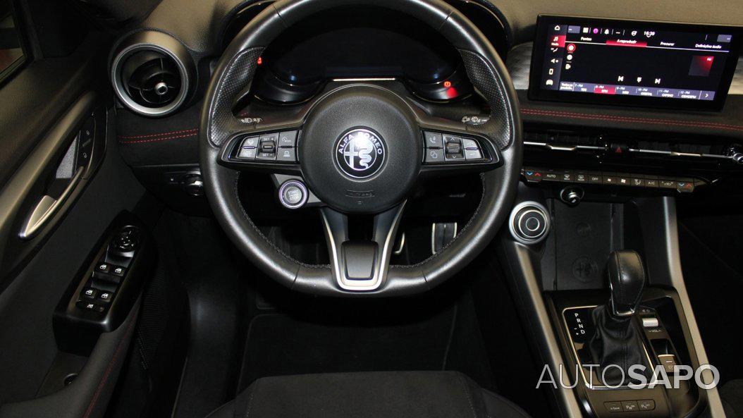 Alfa Romeo Tonale Plug-In Hybrid Q4 de 2023