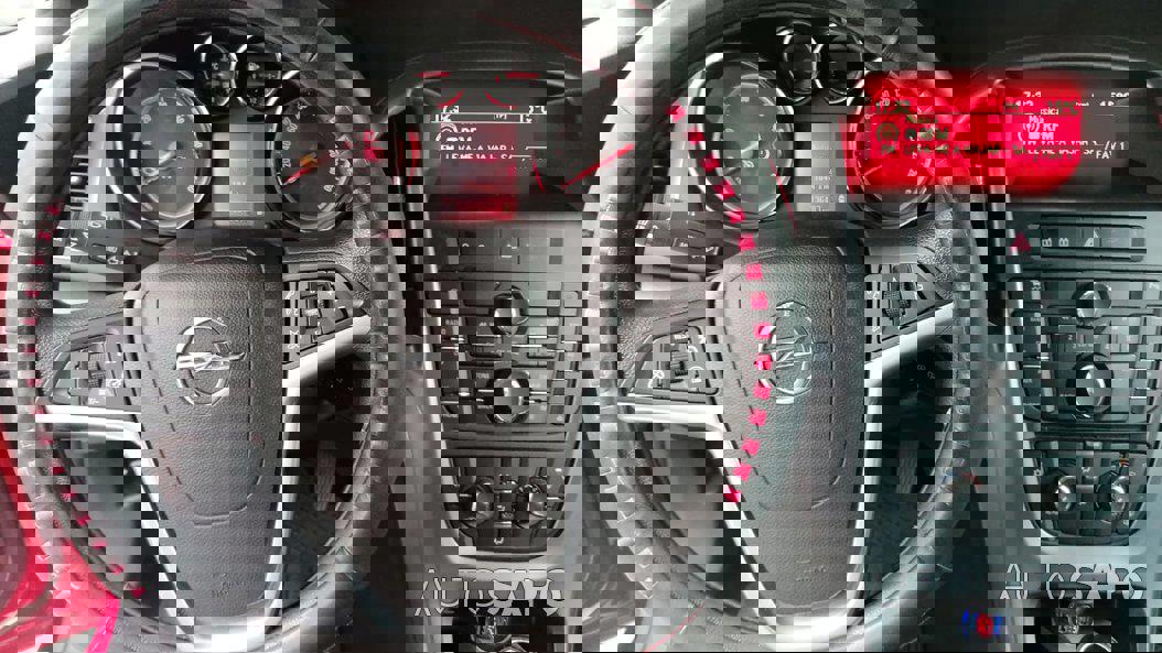 Opel Astra J Sports Tourer de 2013