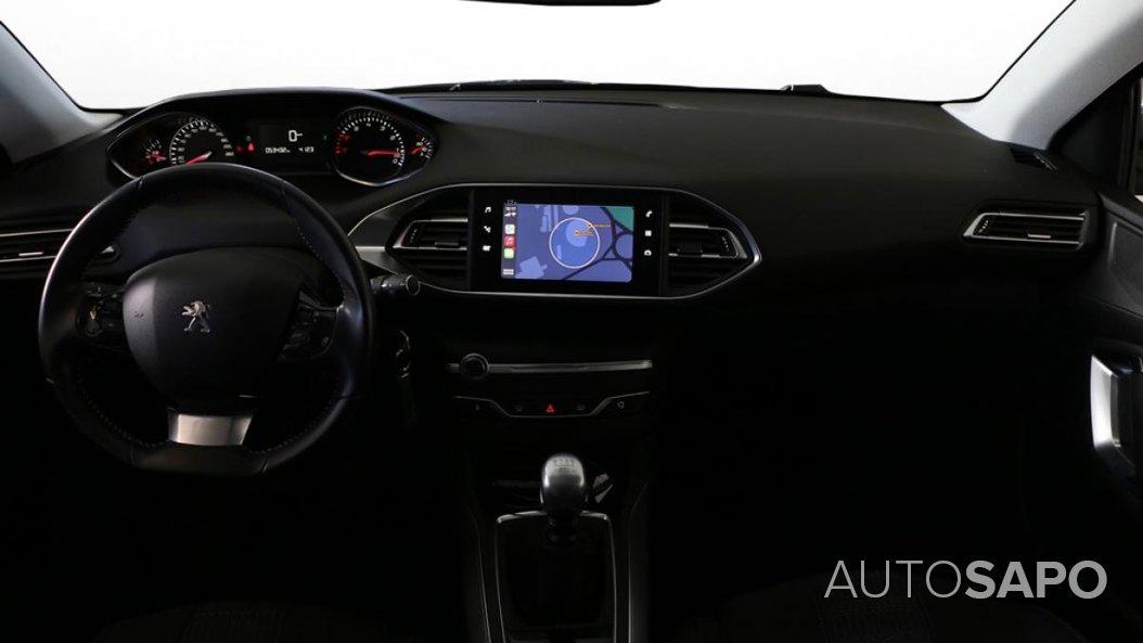 Peugeot 308 1.2 PureTech Allure de 2018