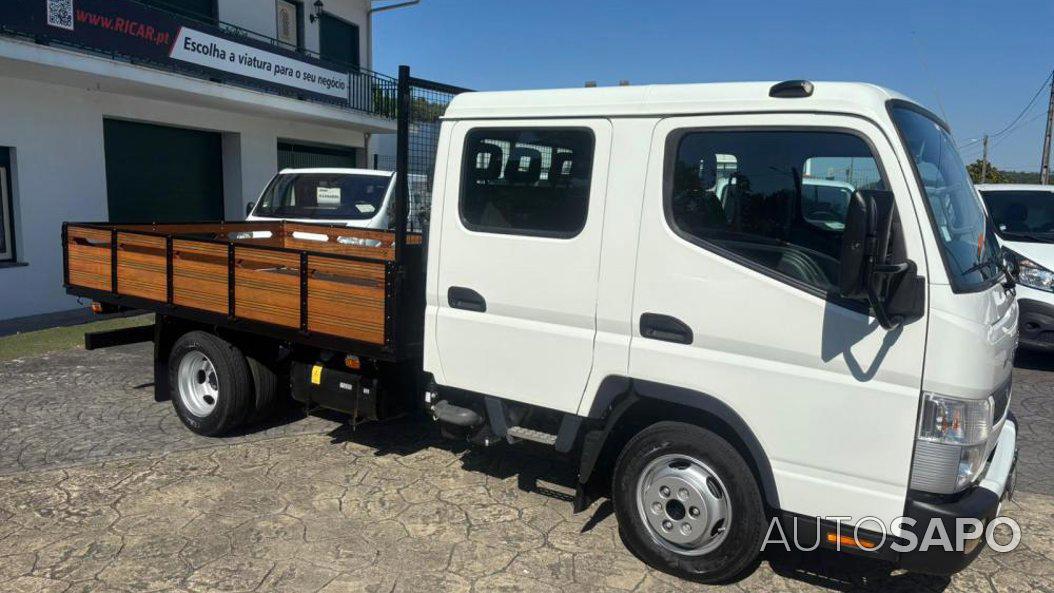 Mitsubishi Canter de 2022