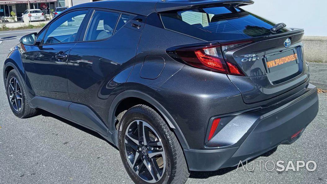 Toyota C-HR 1.8 HSD Comfort+Pack Style de 2022
