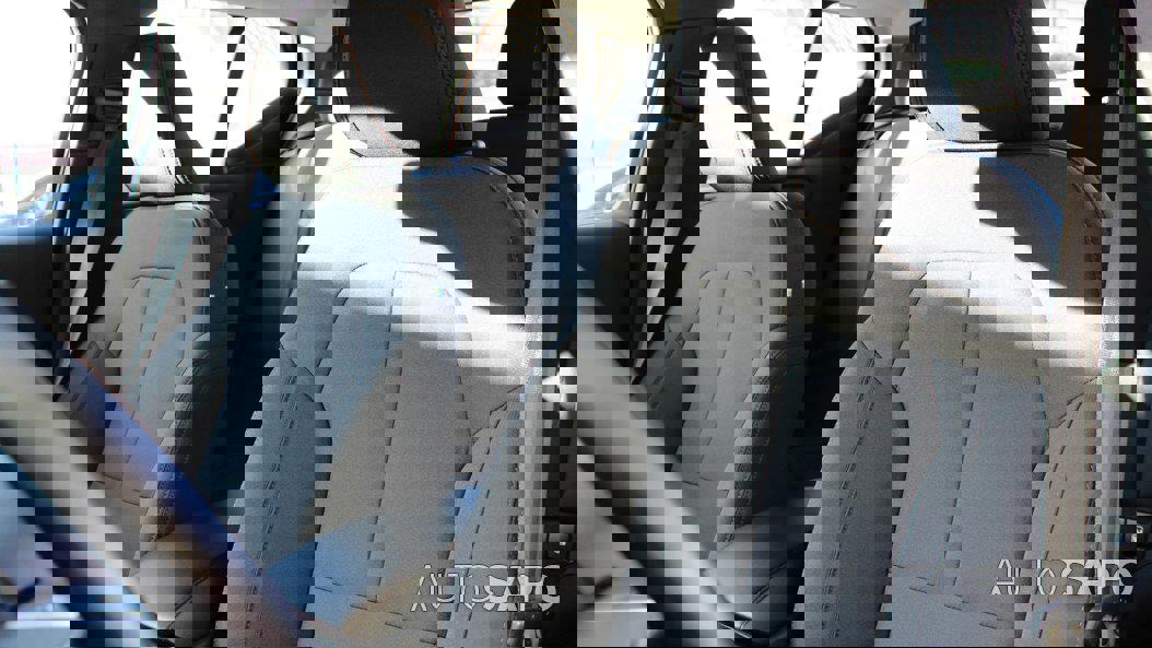 Volvo XC40 1.5 T2 Momentum Plus de 2021