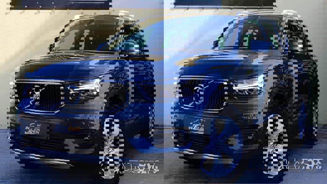 Volvo XC40 1.5 T2 Momentum Plus de 2021